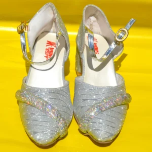 Fancy Silver Heel-03