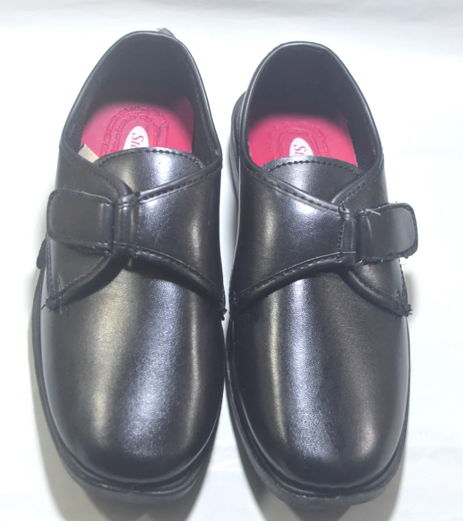 Black Shoes Boy-02